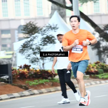 Runner Photo 8081287