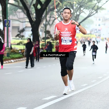 Runner Photo 8081314