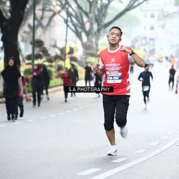 Runner Photo 8081321