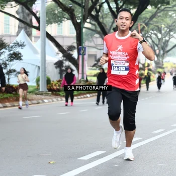 Runner Photo 8081325