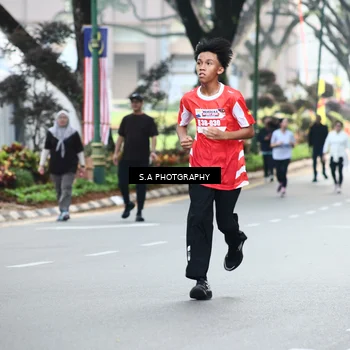 Runner Photo 8081355