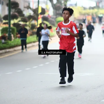 Runner Photo 8081361