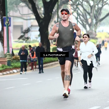 Runner Photo 8081372