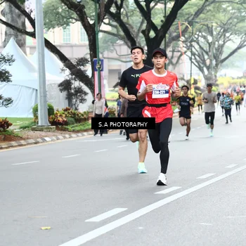 Runner Photo 8081413