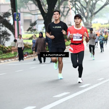 Runner Photo 8081424