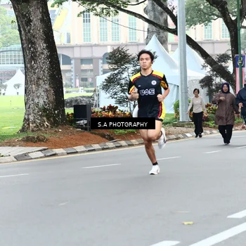 Runner Photo 8081427