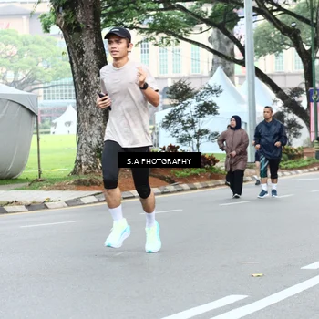 Runner Photo 8081449
