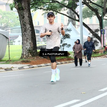 Runner Photo 8081456
