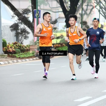 Runner Photo 8081528