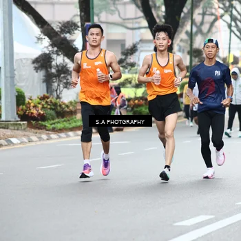 Runner Photo 8081530