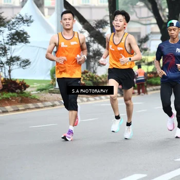 Runner Photo 8081534