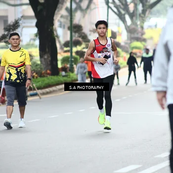 Runner Photo 8081549