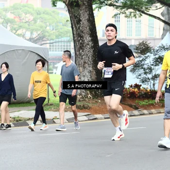 Runner Photo 8081569
