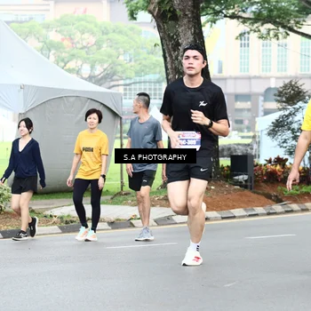 Runner Photo 8081576