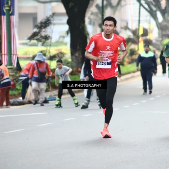 Runner Photo 8081580