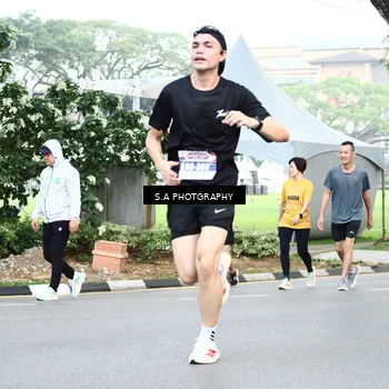 Runner Photo 8081593