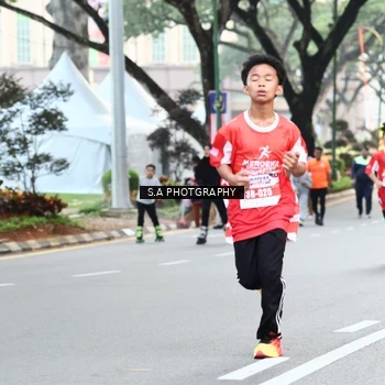 Runner Photo 8081608