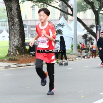 Runner Photo 8081630