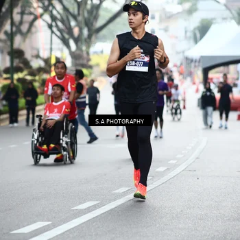 Runner Photo 8081634