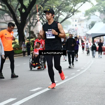 Runner Photo 8081638