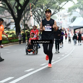 Runner Photo 8081642