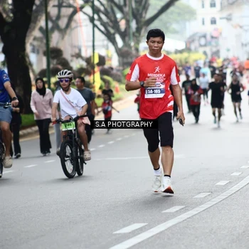 Runner Photo 8081658