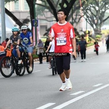 Runner Photo 8081662