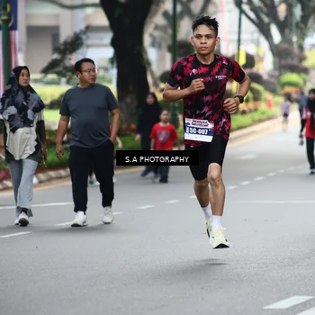 Runner Photo 8081672