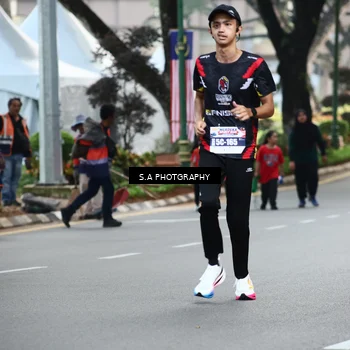 Runner Photo 8081677