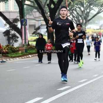 Runner Photo 8081685