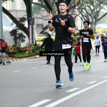 Runner Photo 8081687
