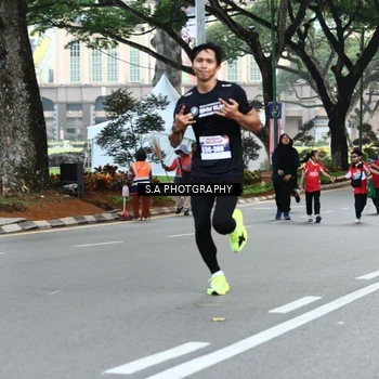 Runner Photo 8081699
