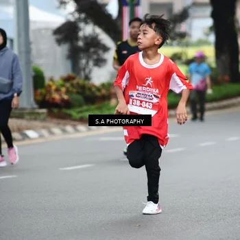Runner Photo 8081738