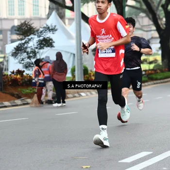 Runner Photo 8081744