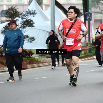 Runner Photo 8081754