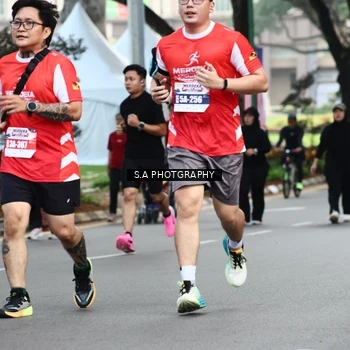 Runner Photo 8081757