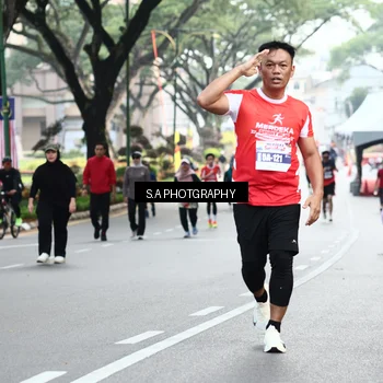 Runner Photo 8081758