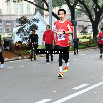 Runner Photo 8081767