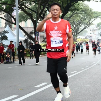 Runner Photo 8081768