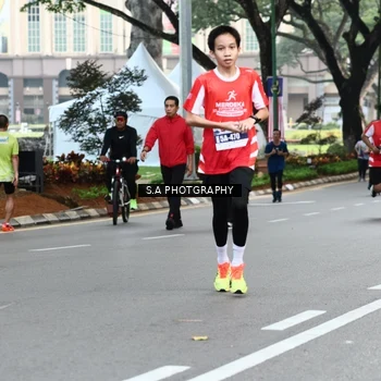 Runner Photo 8081773