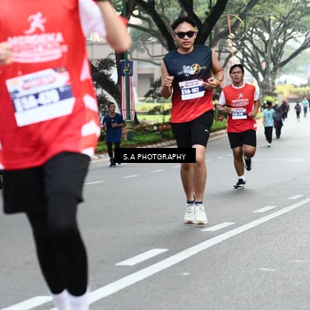Runner Photo 8081775
