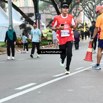 Runner Photo 8081784