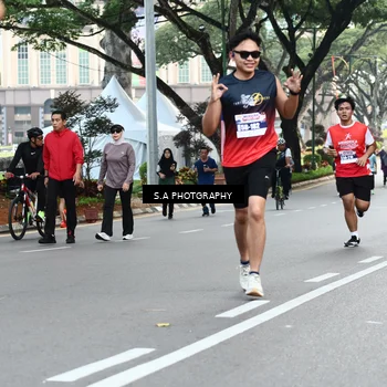 Runner Photo 8081786
