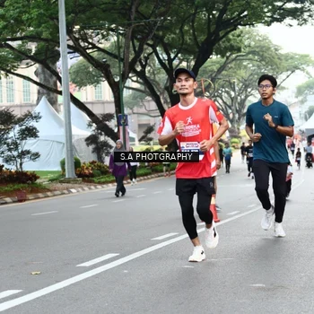 Runner Photo 8081802