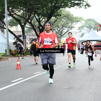 Runner Photo 8081812