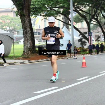 Runner Photo 8081825