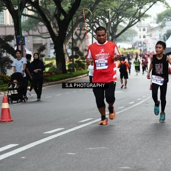 Runner Photo 8081855