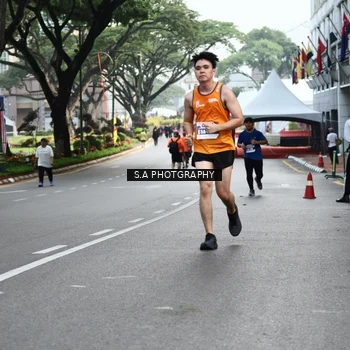 Runner Photo 8081869