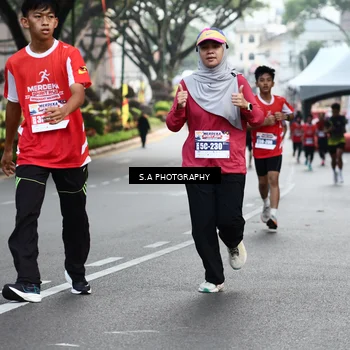 Runner Photo 8081959