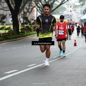 Runner Photo 8081996